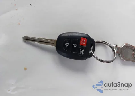 2016 Toyota Corolla Le z USA, uszkodzony, nr VIN 2T1BURHE7GC606803